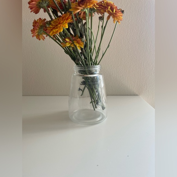 Small Glass Vase - Picture 2 of 6